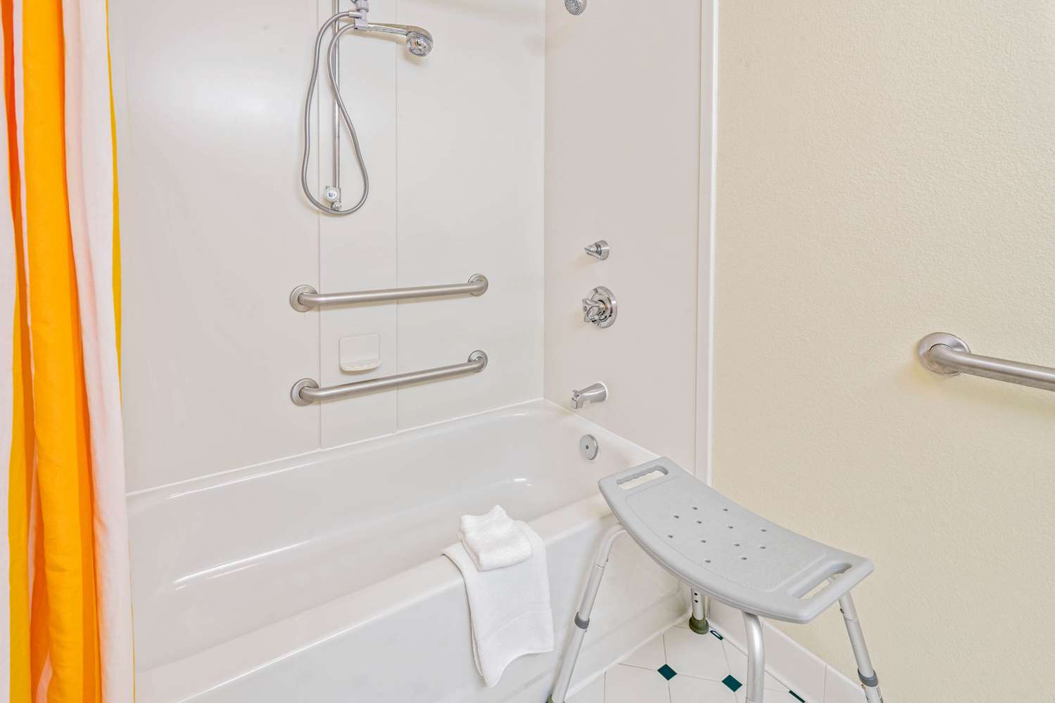 La Quinta Inn & Suites by Wyndham Salt Lake City Airport 47/48
