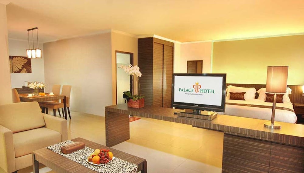 Palace Hotel Cipanas 7/39
