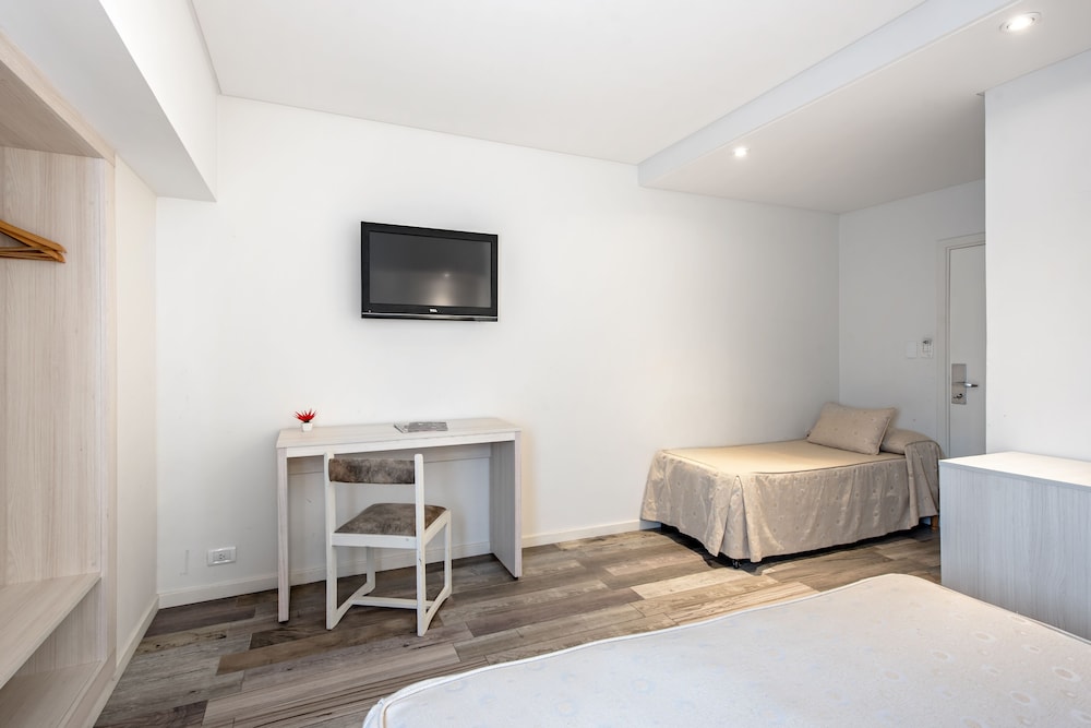 Hotel Sennac 11/32