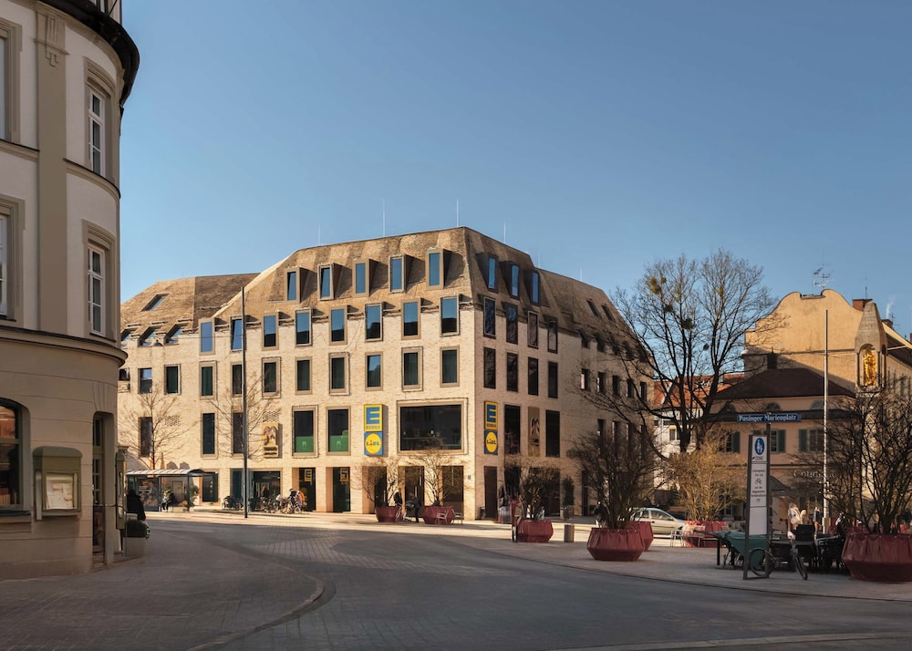 Hotel Miano 40/47