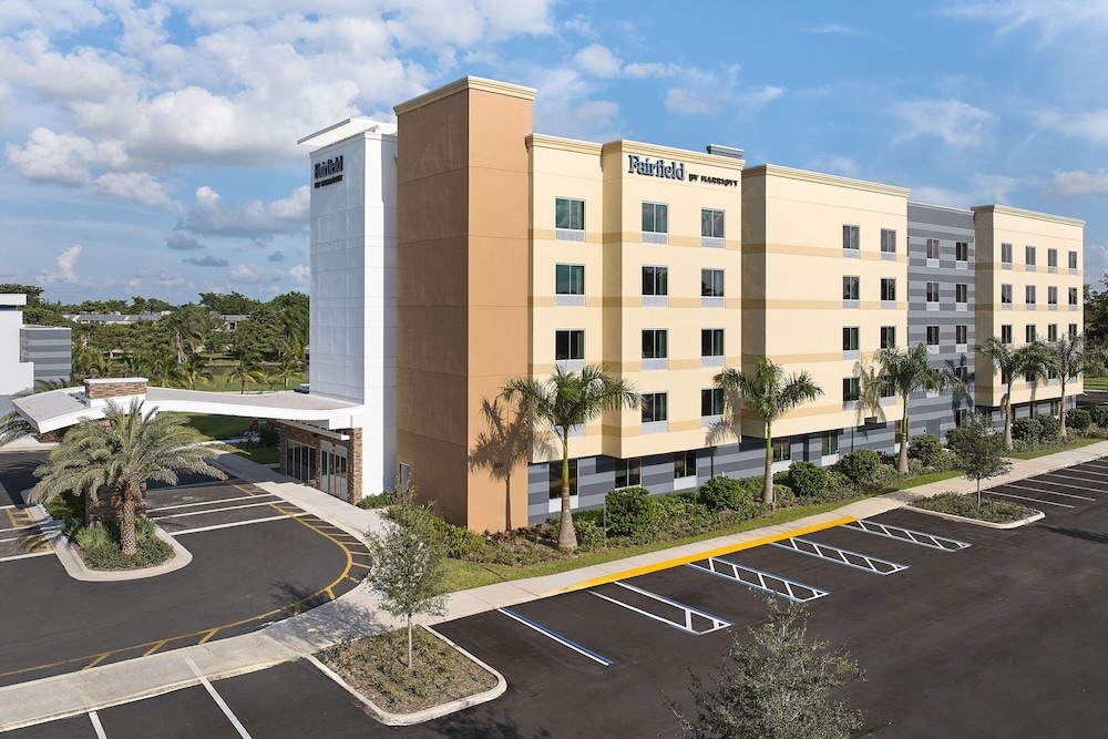 Fairfield Inn & Suites Fort Lauderdale Northwest 22/27