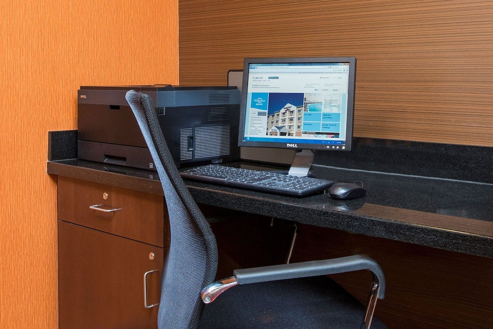 Fairfield Inn and Suites by Marriott Branson 22/23