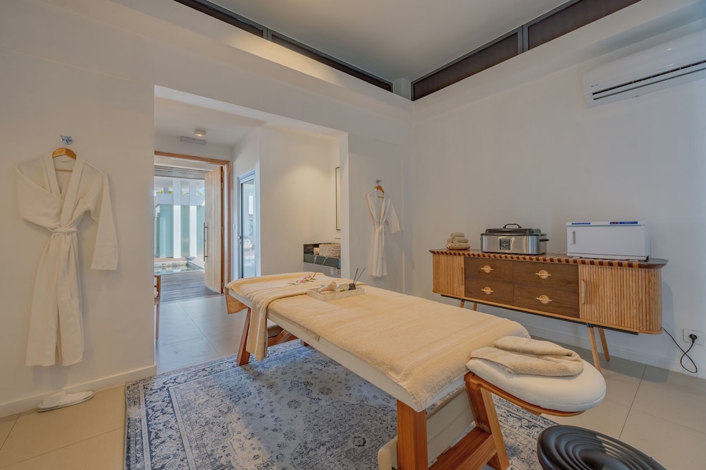 Sea Diamond Boutique Hotel and Spa 40/70