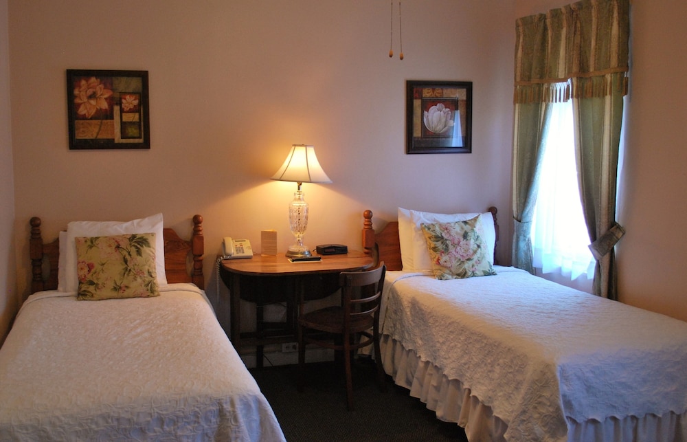 STANDARD, TWIN BEDS