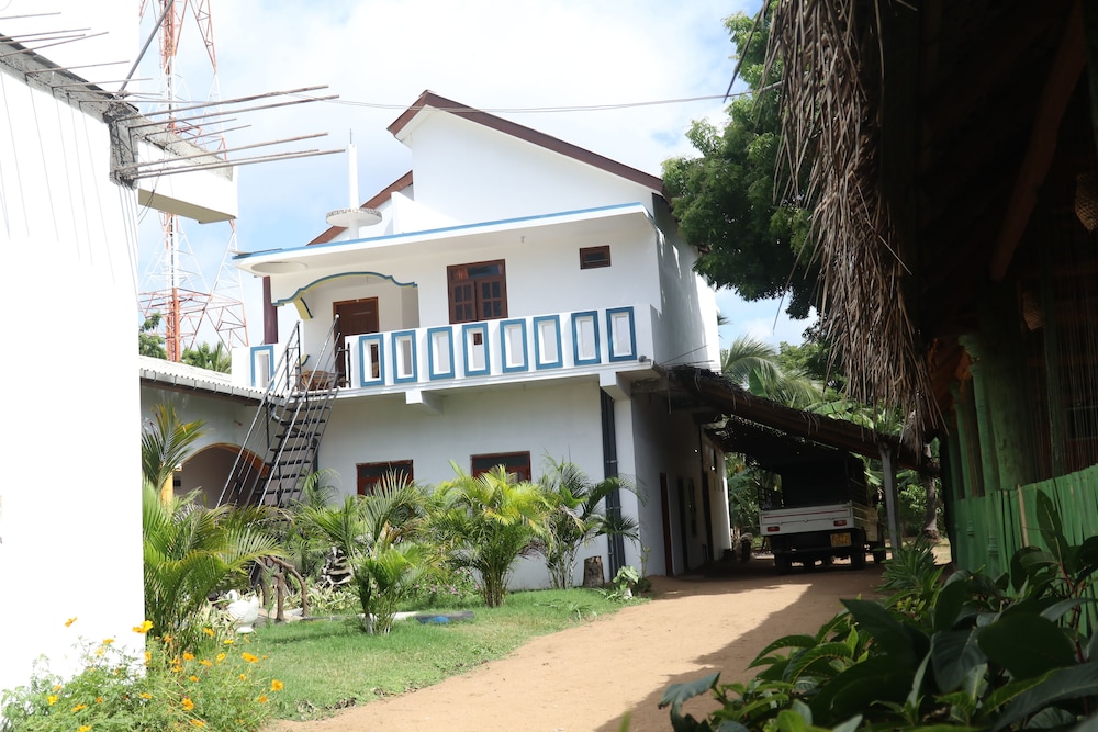 Thirumalai Park 42/44