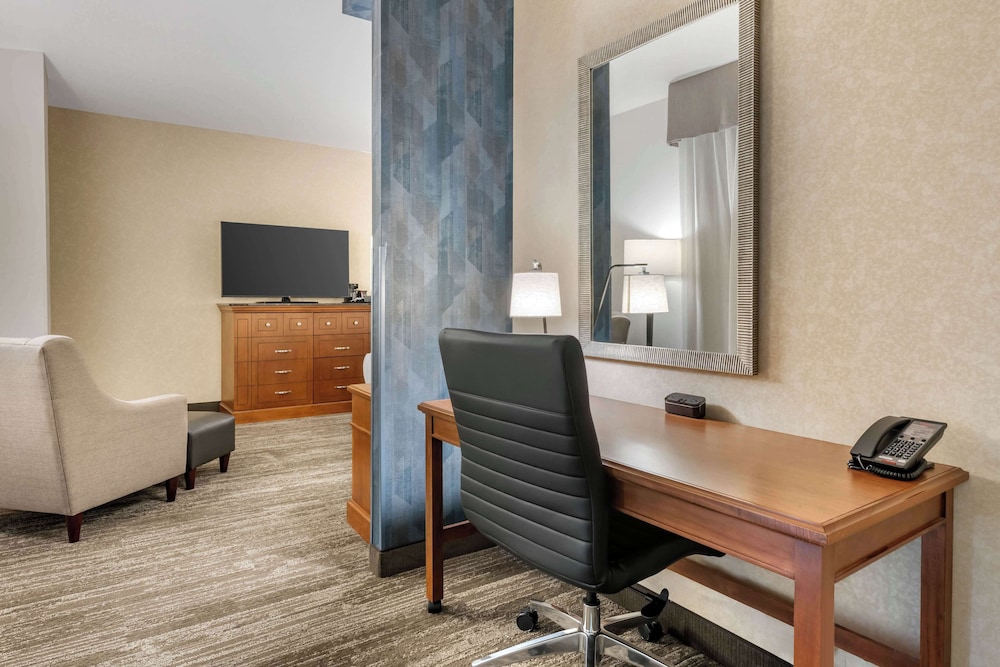 Drury Inn and Suites Valdosta 41/48