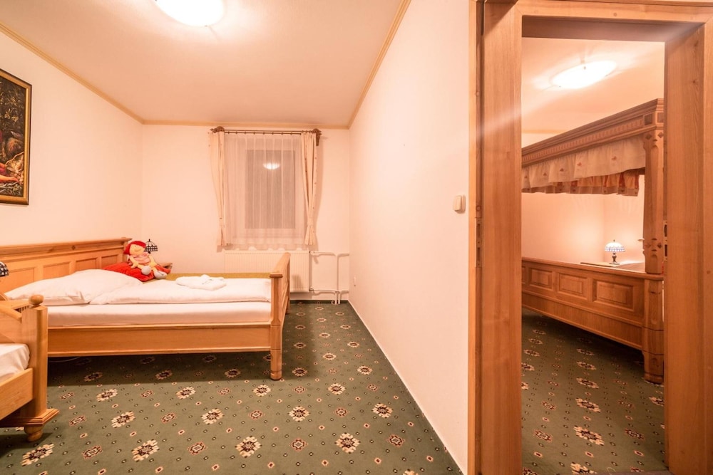 Hotel Diana 11/50