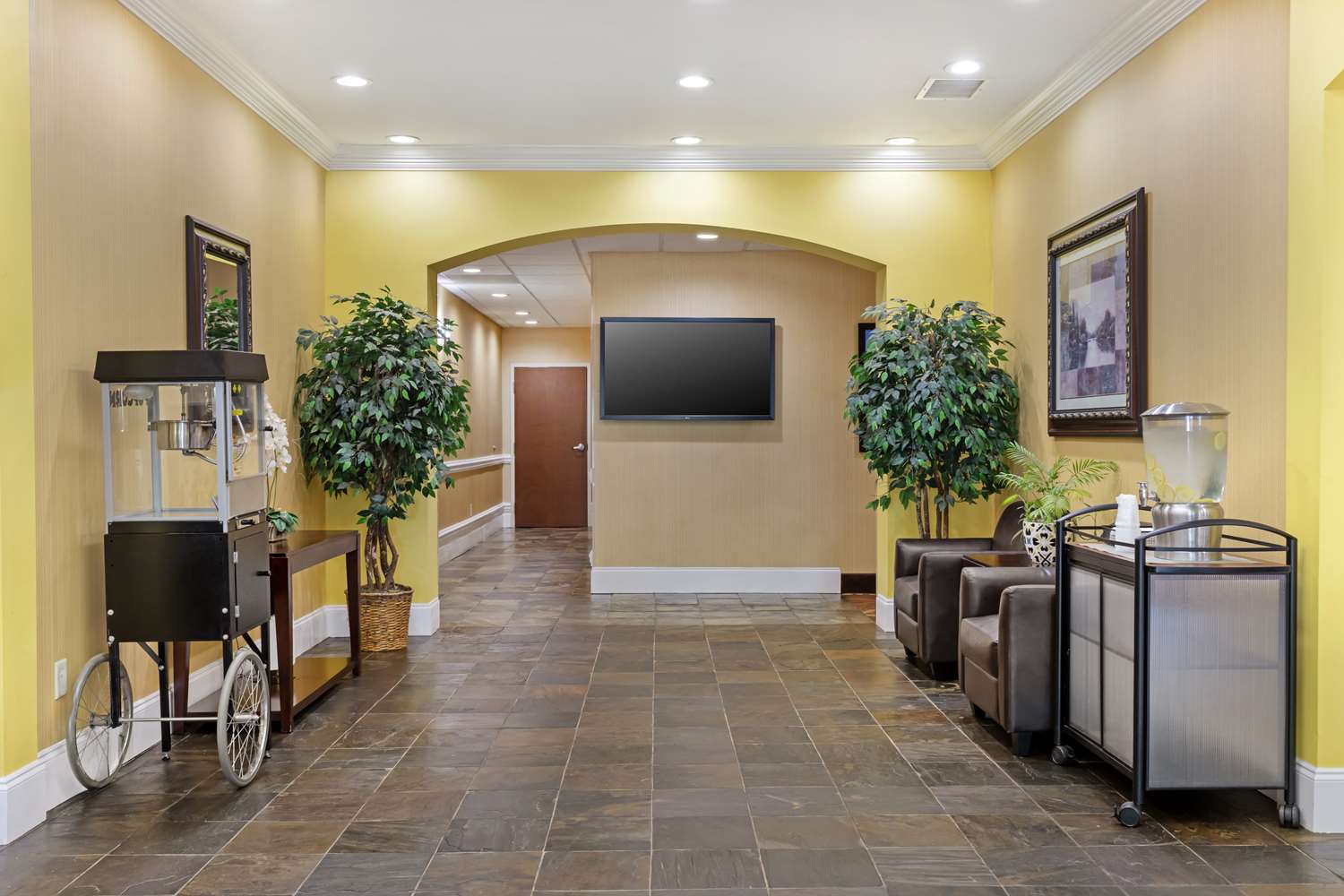 Best Western Plus Greenville South 37/41