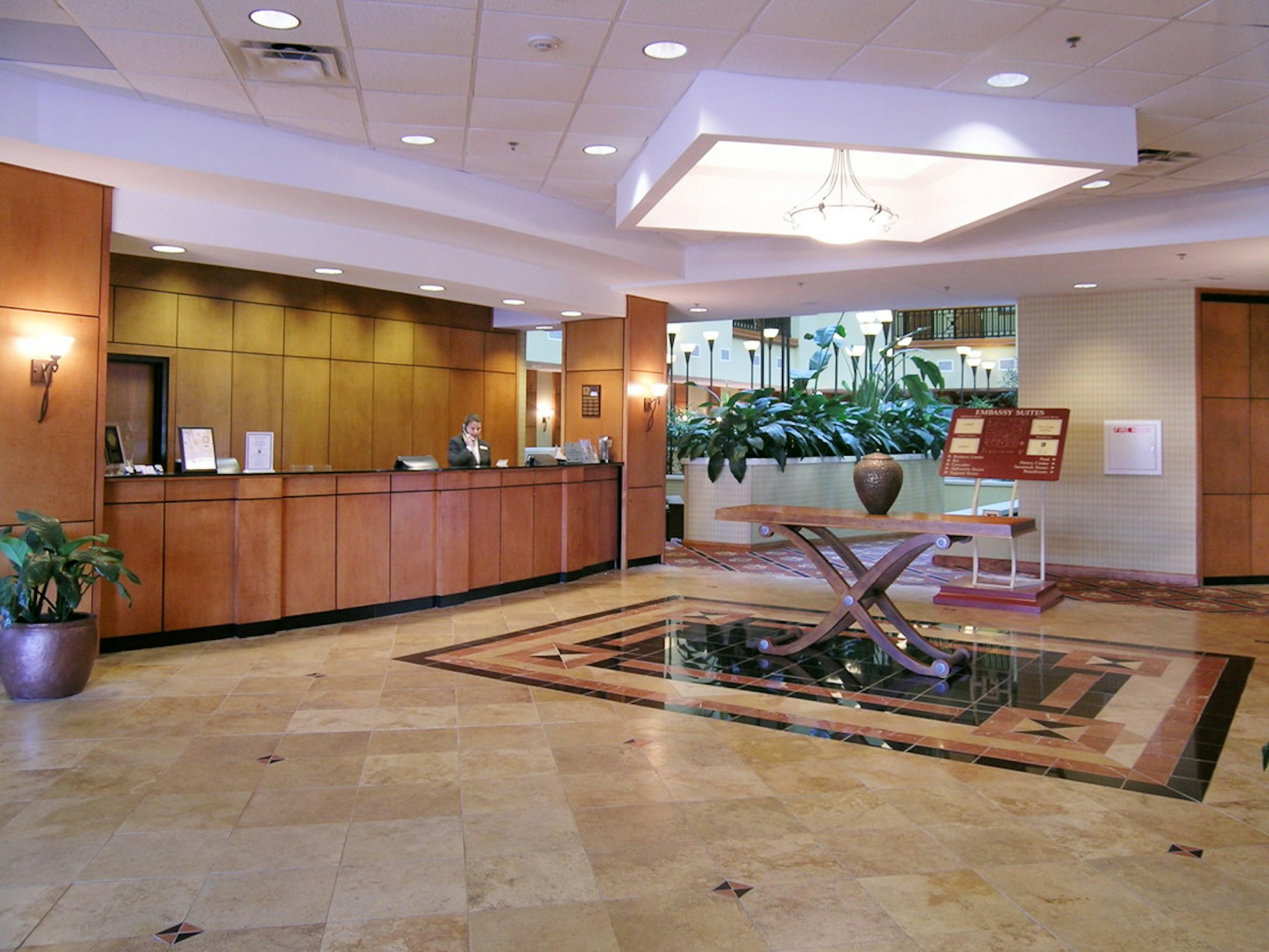 Embassy Suites By Hilton Atlanta Alpharetta 10/82