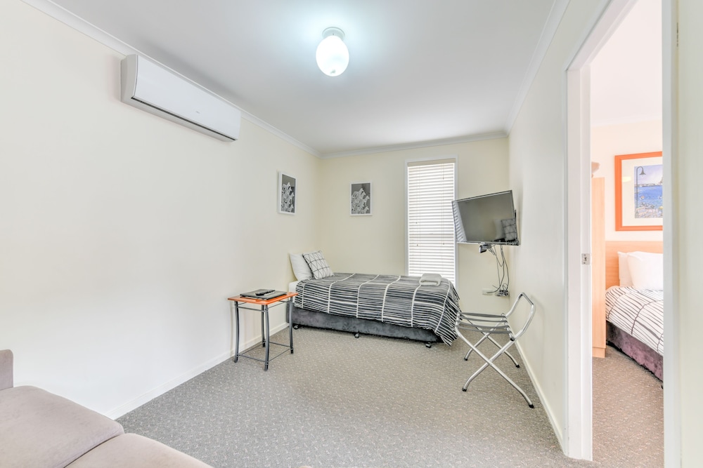Motel Grande Tamworth 27/37