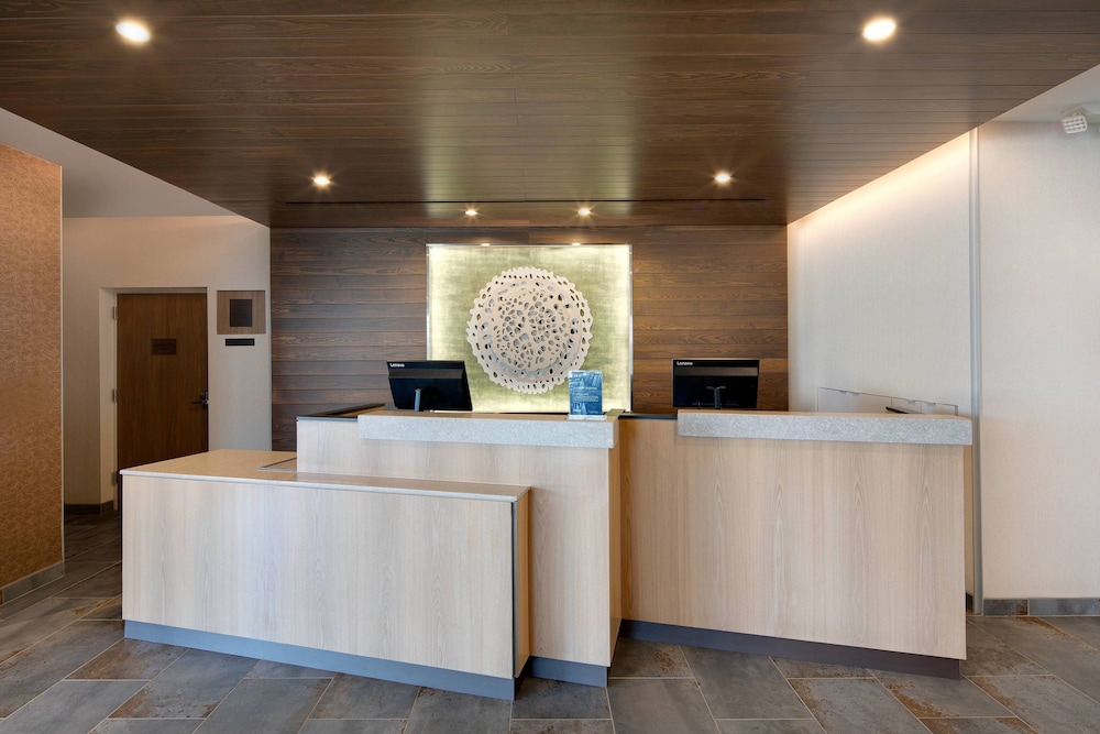 Fairfield Inn And Suites By Marriott Tampa Wesley Chapel 9/40