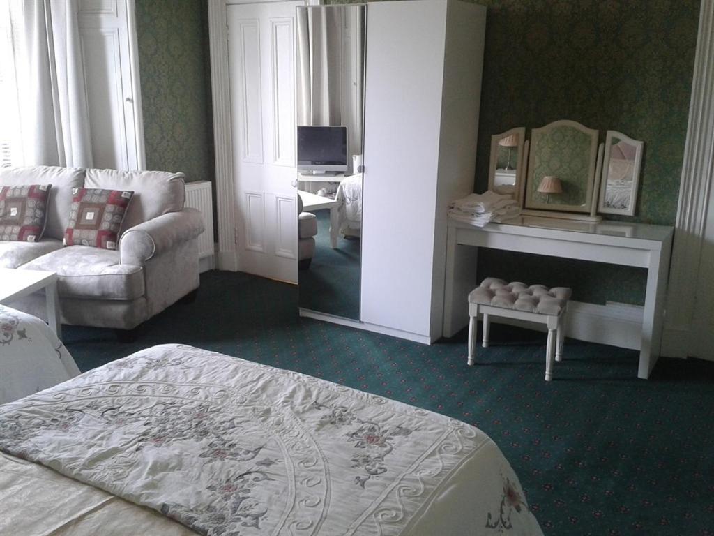 Capital Guest House 7/12