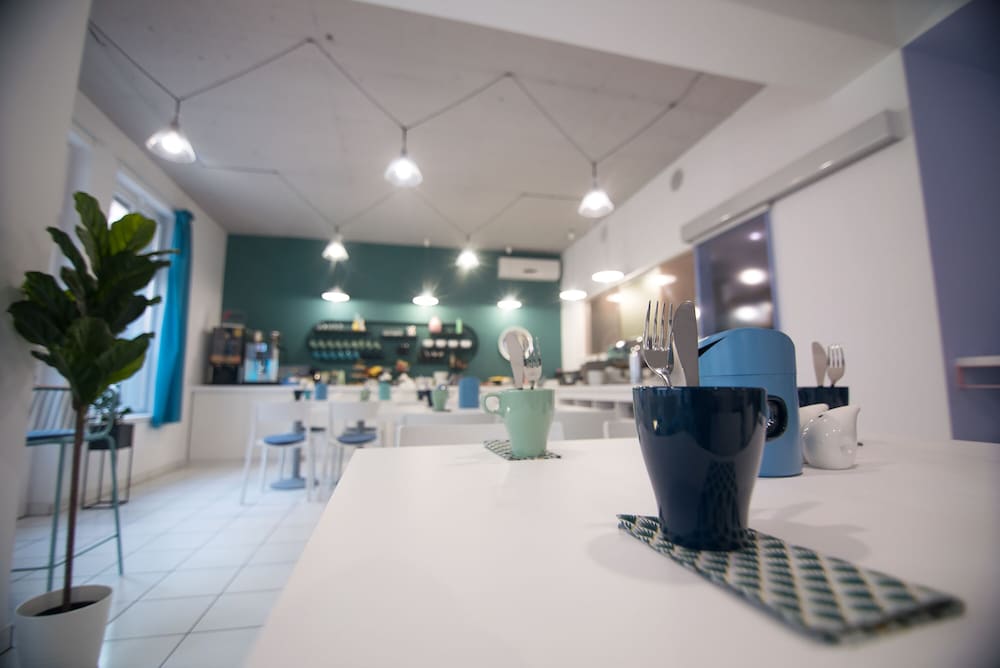 CIVITAS BOUTIQUE HOTEL 64/79