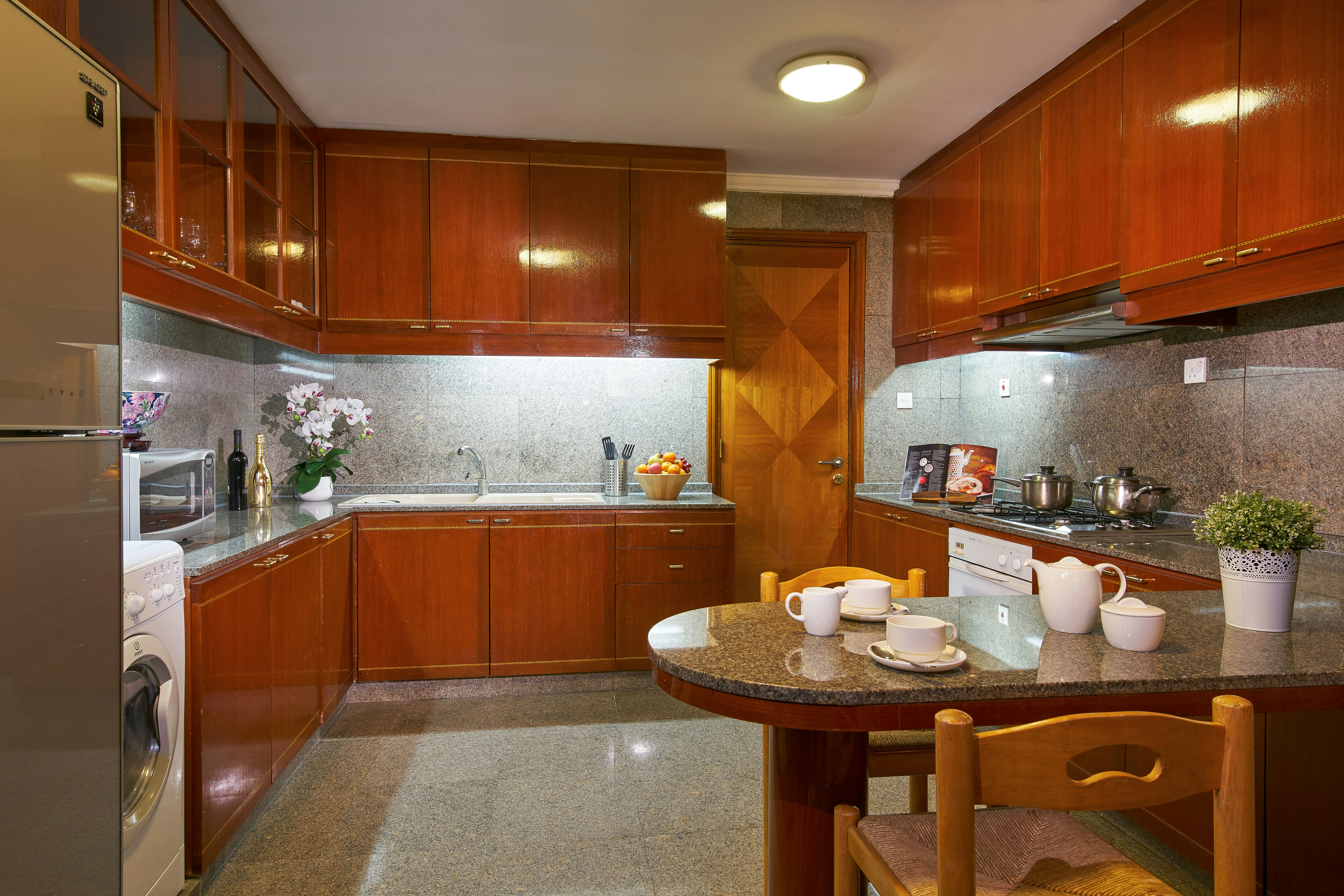 Orchard Parksuites 13/75