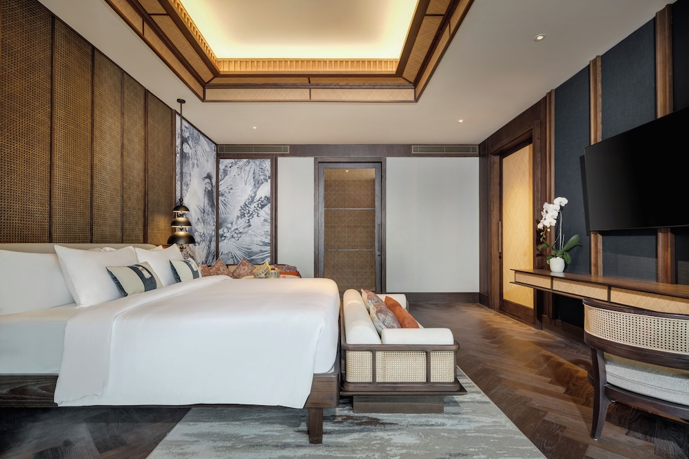 Tropical Suite