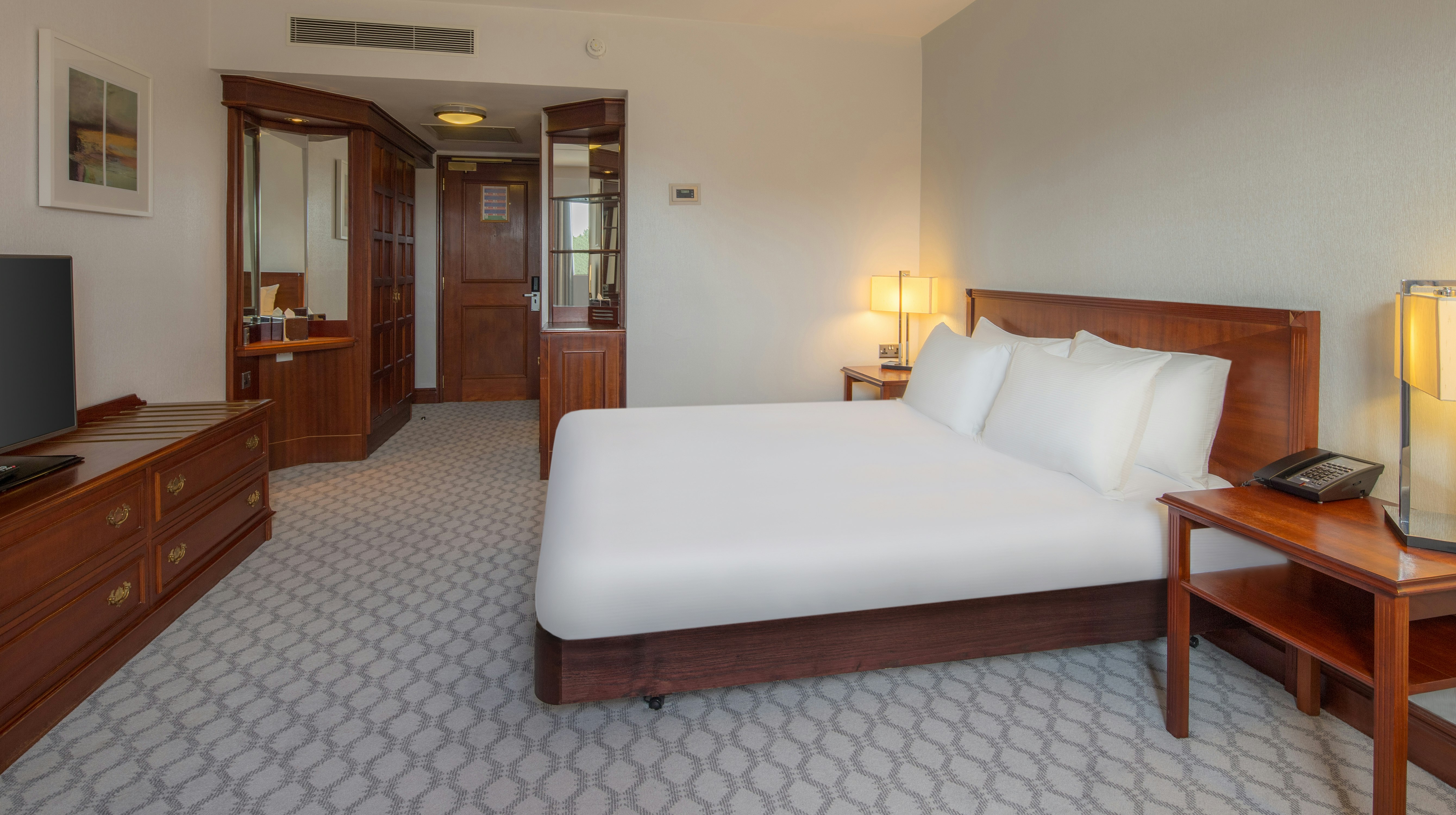 GUEST ROOM, DOUBLE BED
