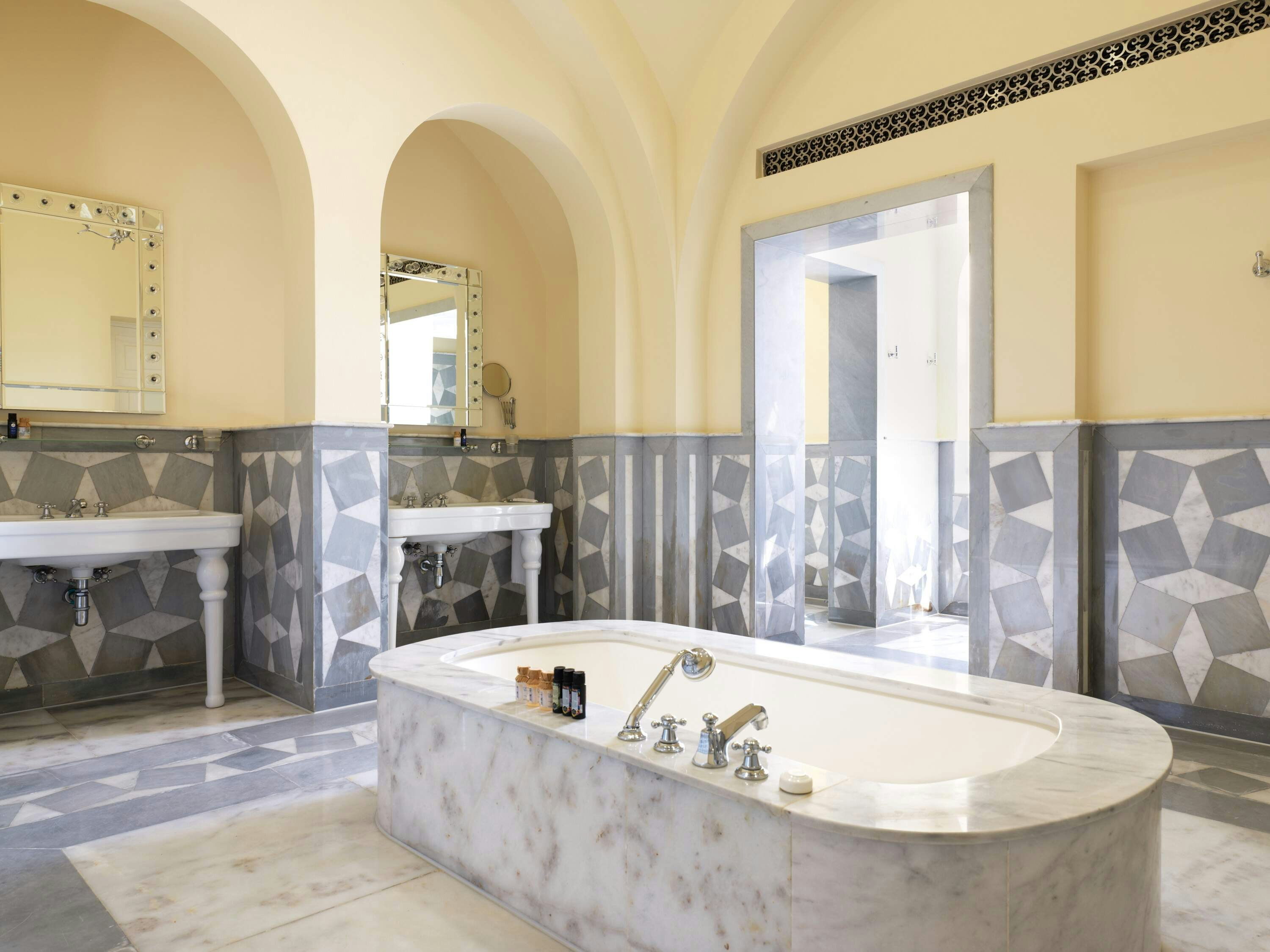 La Maison Bleue Adults Only 10/23
