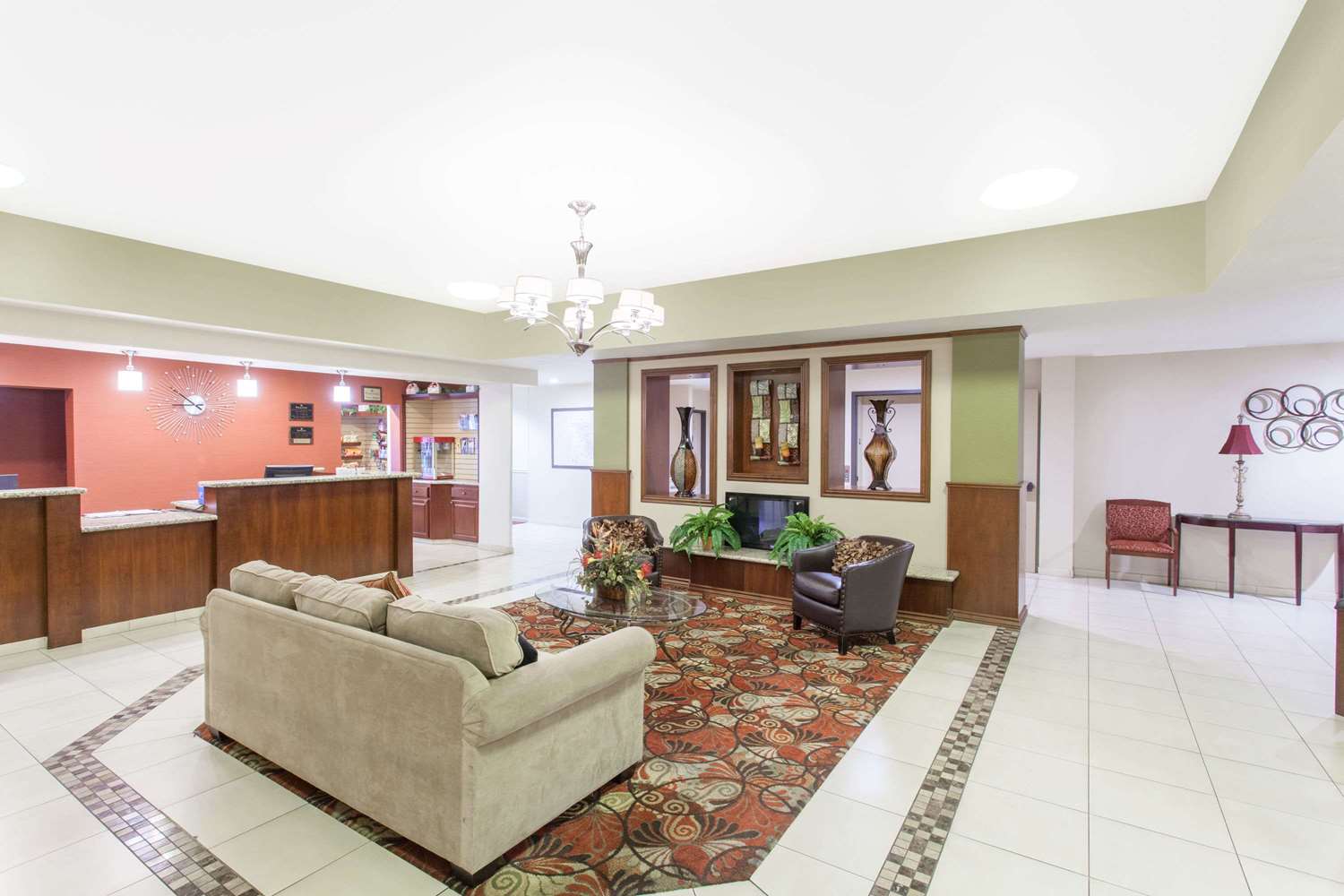 Ramada By Wyndham Fresno Northwest 5/28