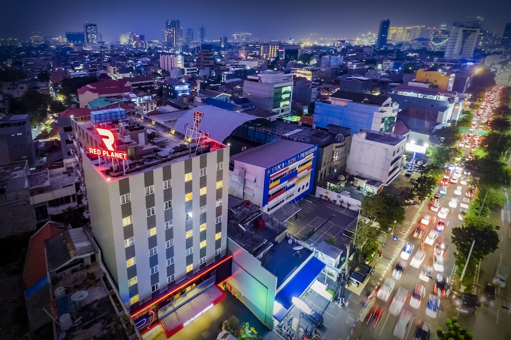 Monoloog Hotel Pasar Baru 3/45
