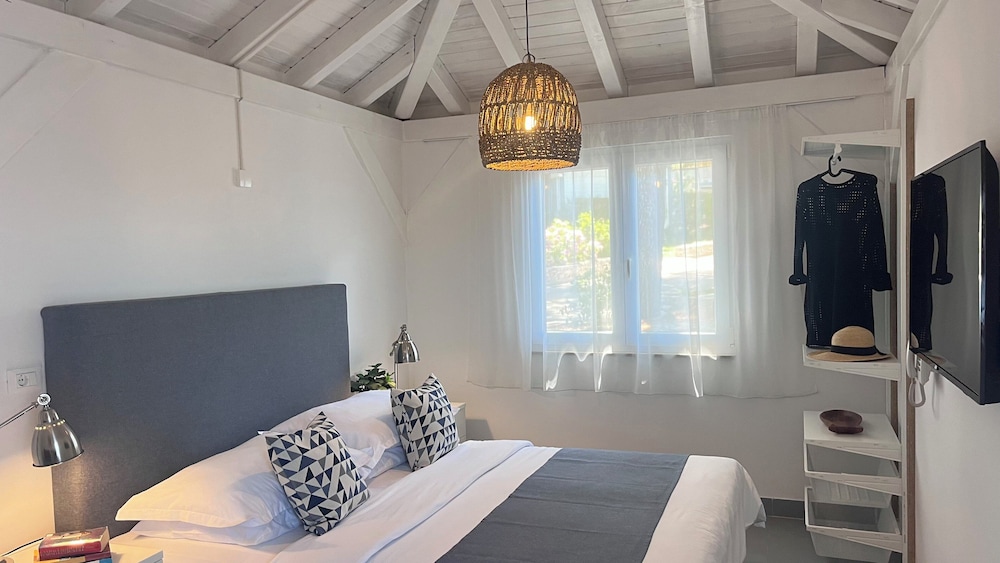 Waterman Beach Village 15/49