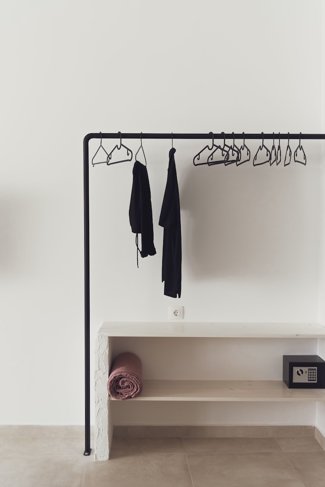 Three Seasons Resort 10/58
