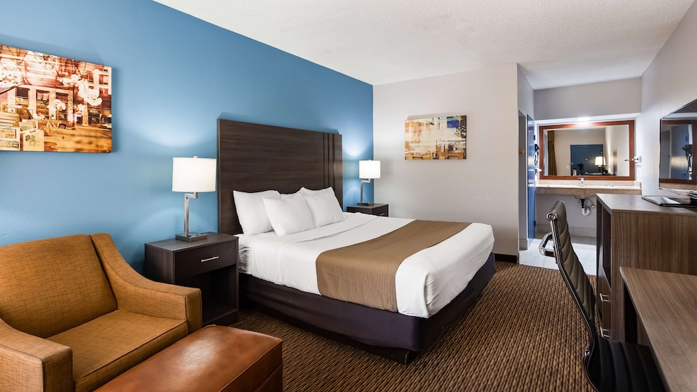 Best Western Emporia 13/27