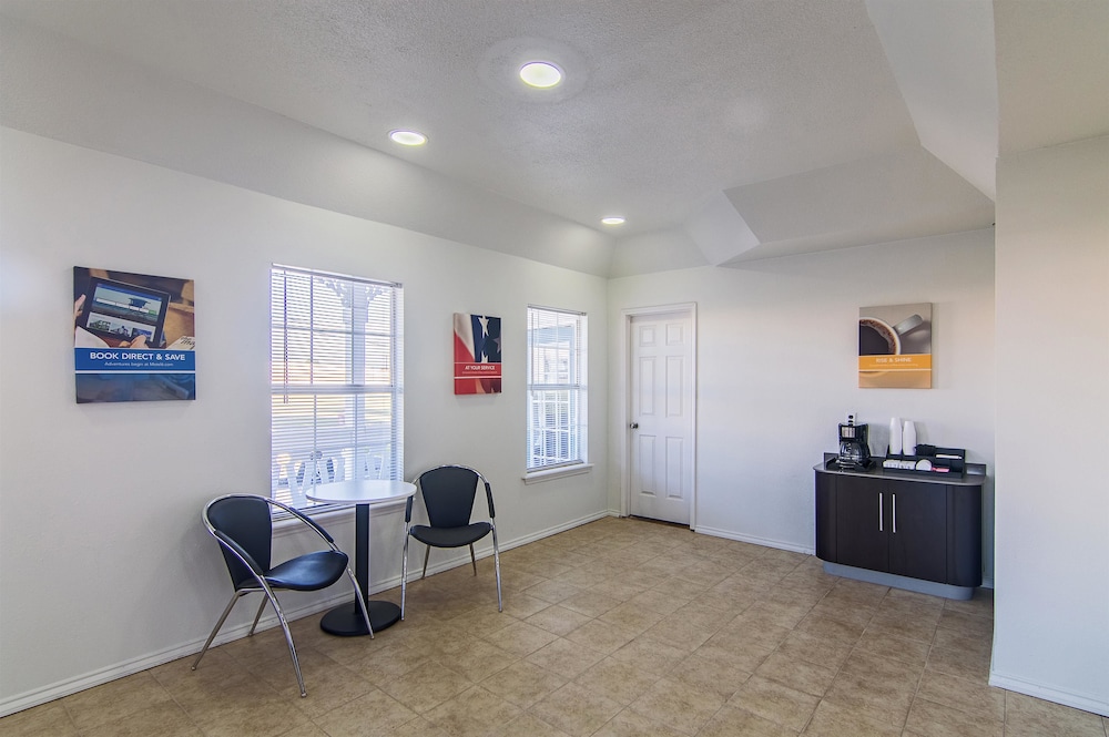 Motel6 Paris, TX 38/51