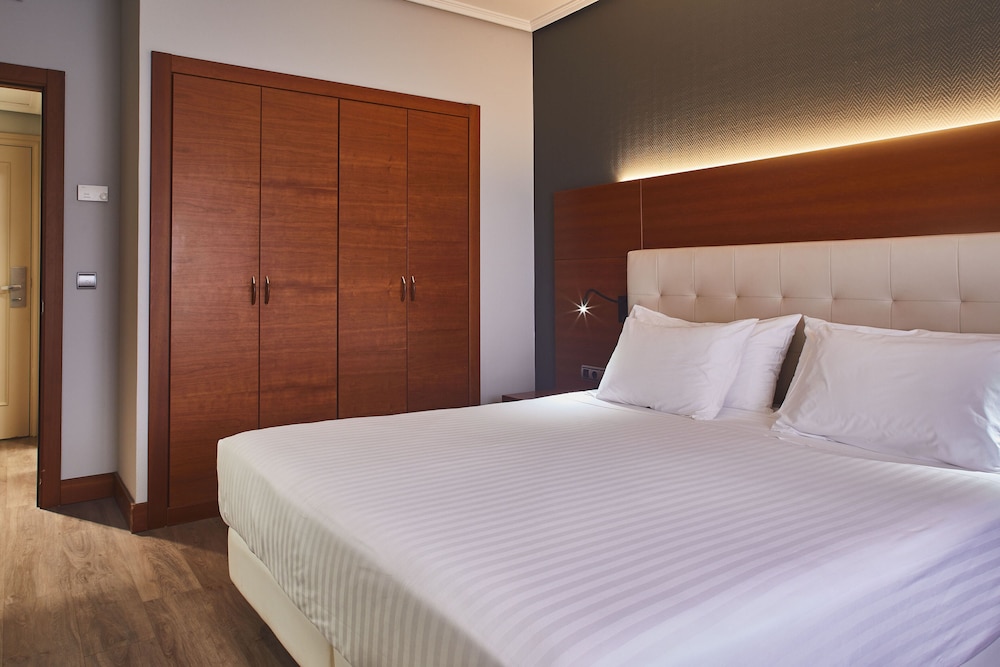 Silken Amara Plaza 22/68