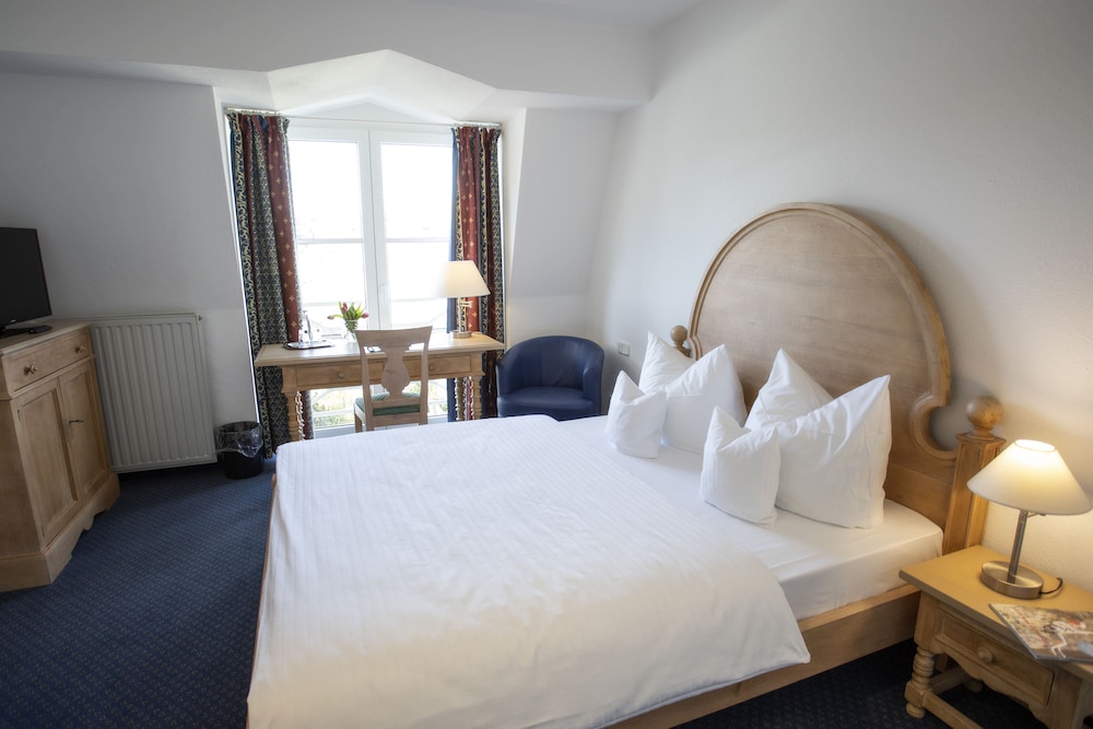 Hotel Alte Post 7/28