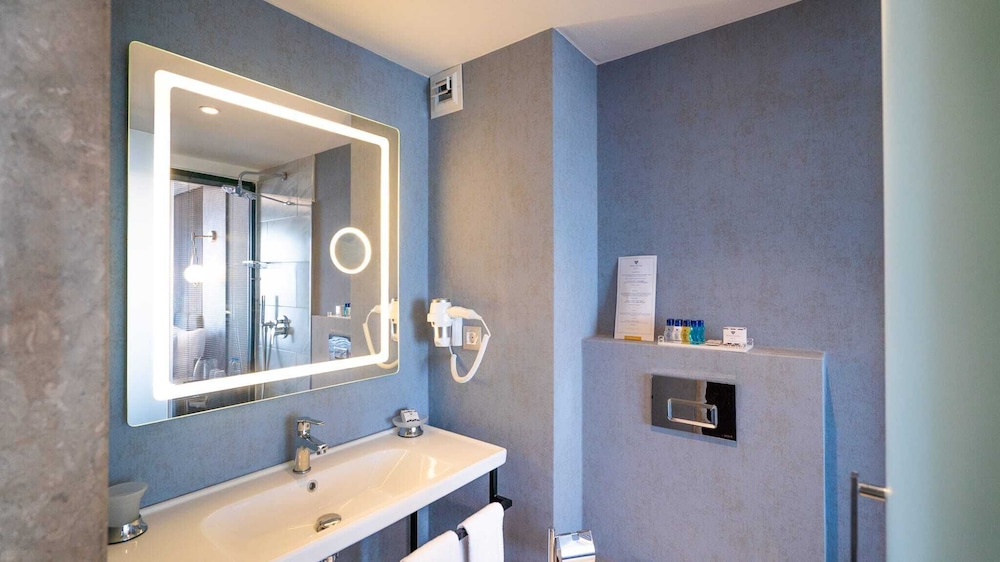 Ring Stone Hotels Bosphorus 49/50