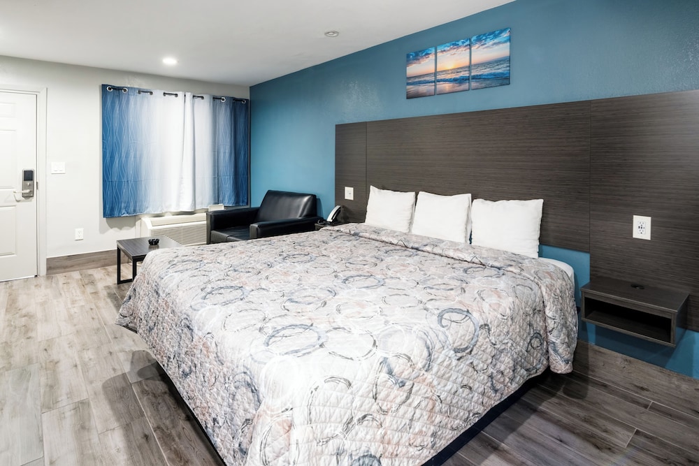 STANDARD, KING BED