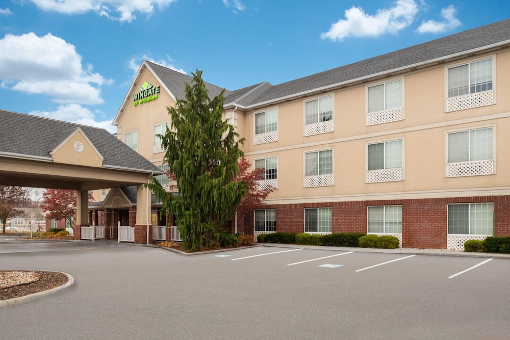 Wingate by Wyndham Mansfield OH 3/53