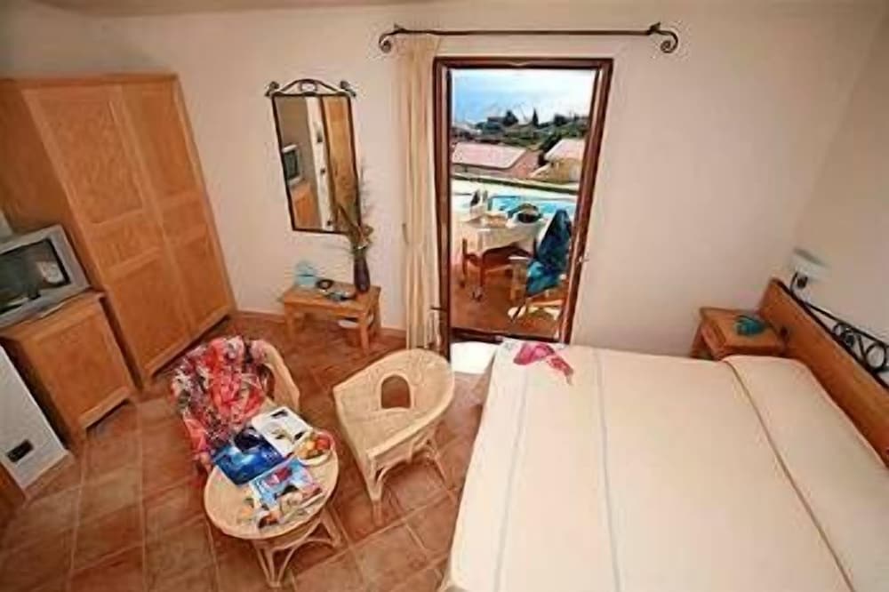 Villa Gustui Maris 21/56
