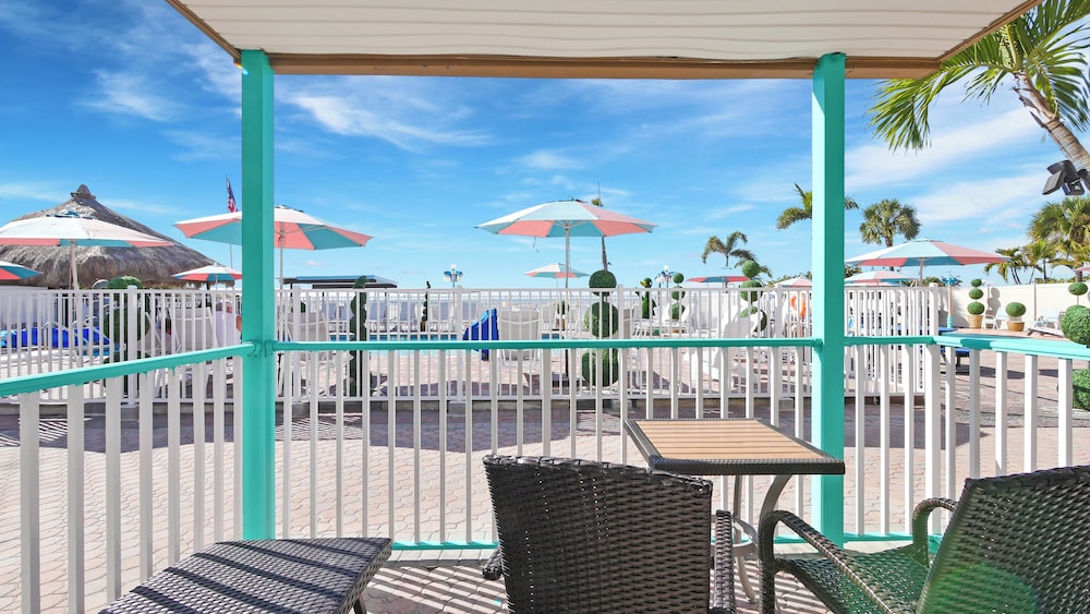 Plaza Beach Hotel Beachfront Resort 30/47