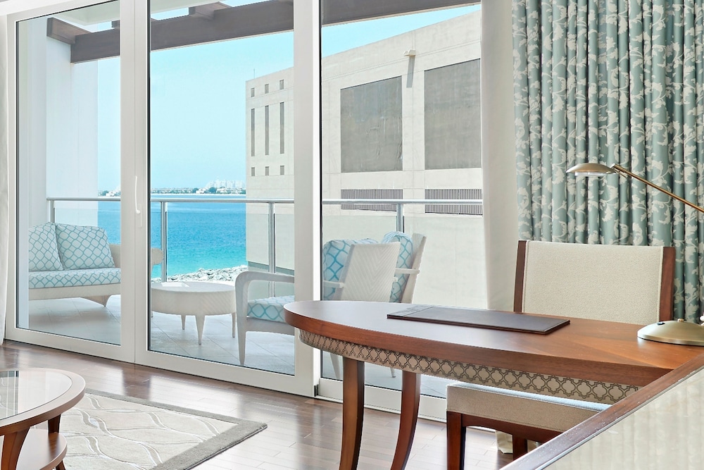 Waldorf Astoria Dubai Palm Jumeirah 54/81