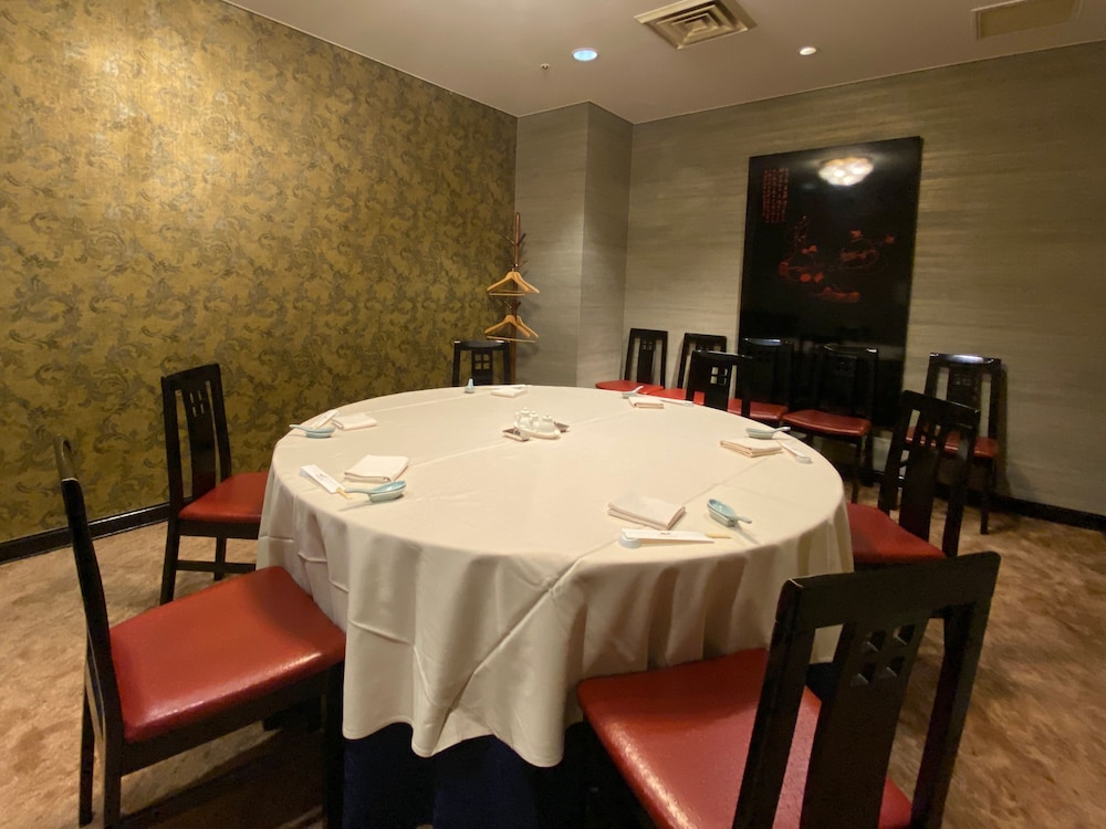 Rembrandt Hotel Atsugi 52/63