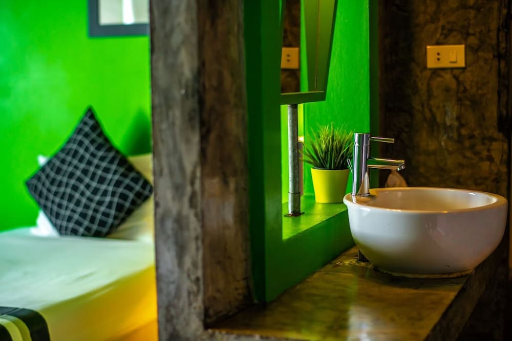 The B Ranong Trend Hotel 26/70