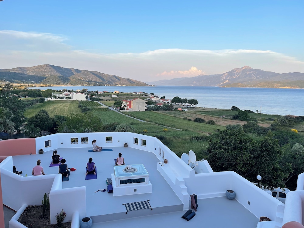 Nisea Hotel Samos 9/106