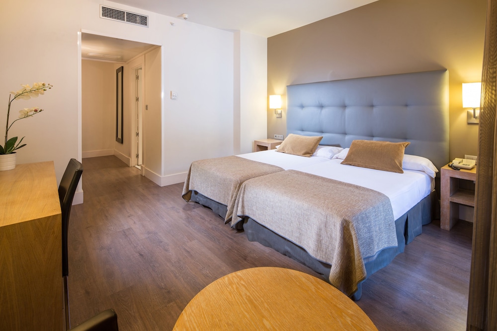 Barcelo Carmen Granada 34/73