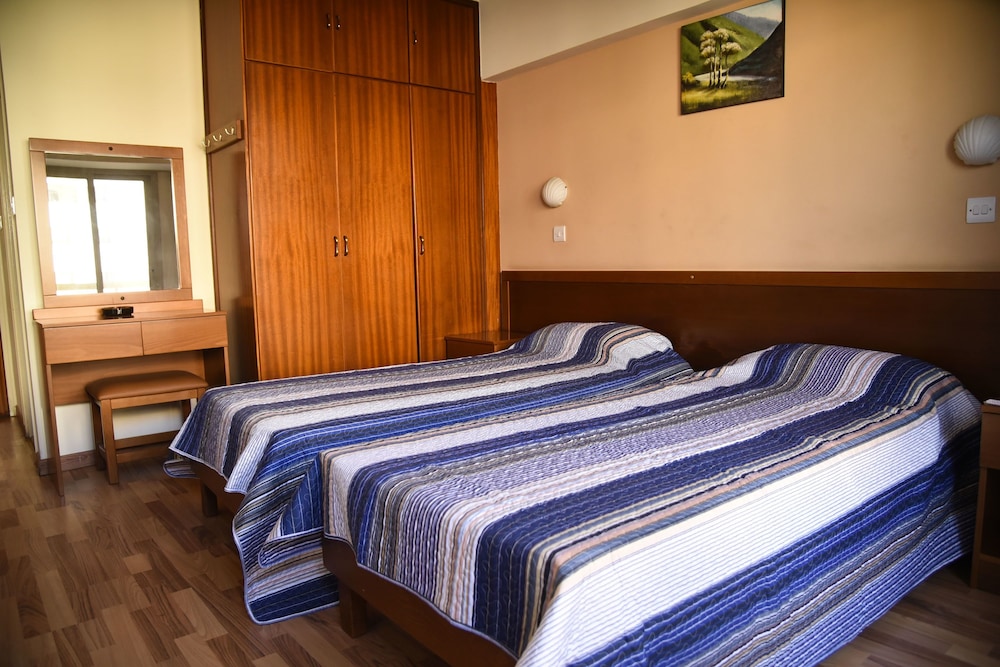 Elysso Hotel 28/60
