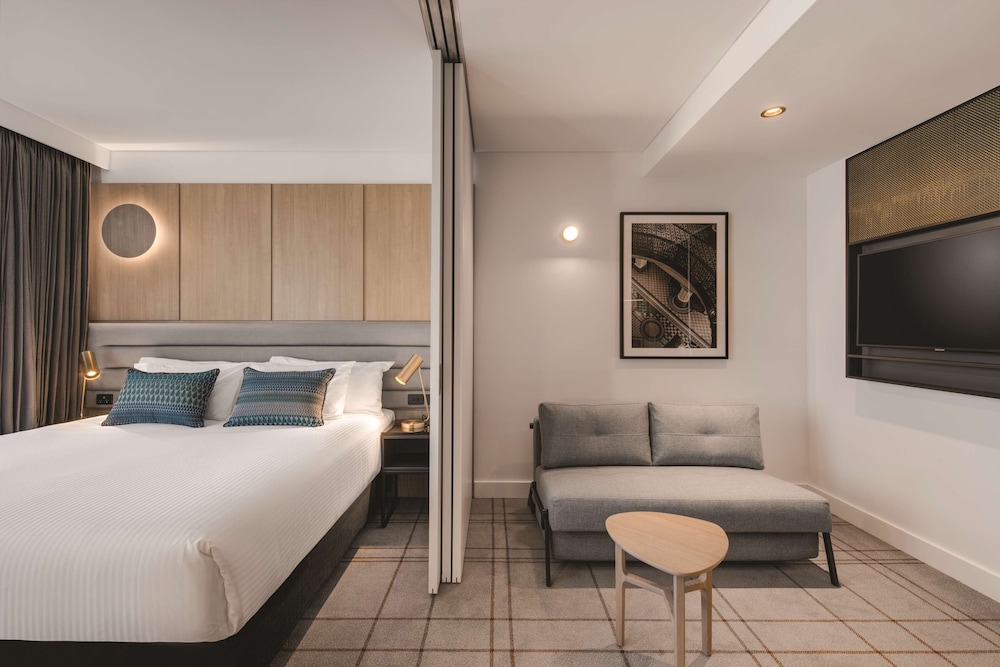 Vibe Hotel Sydney Darling Harbour 26/52