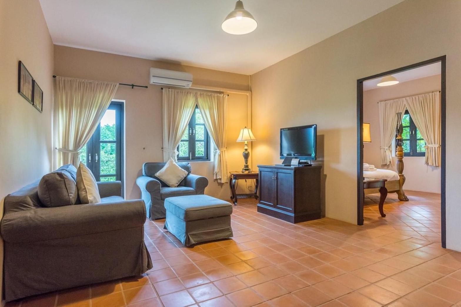 Villa Malinee Khao Yai 80/100