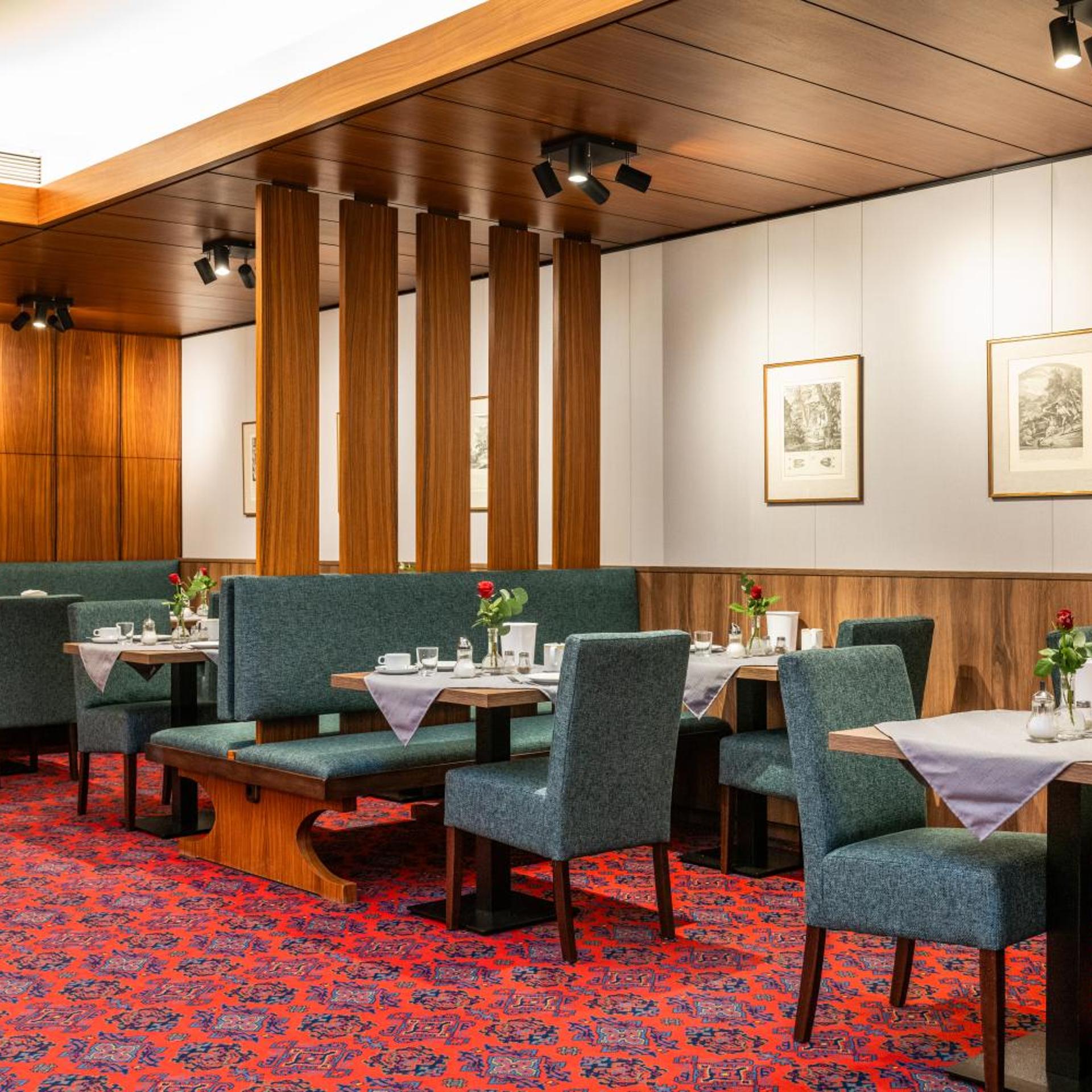 Goldener Hirsch Hotel 46/50