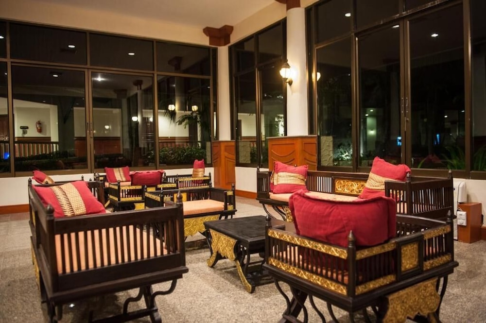 Phi Phi Island Cabana Hotel 53/69