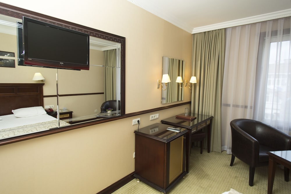 Topkapi Inter Istanbul Hotel 3/69