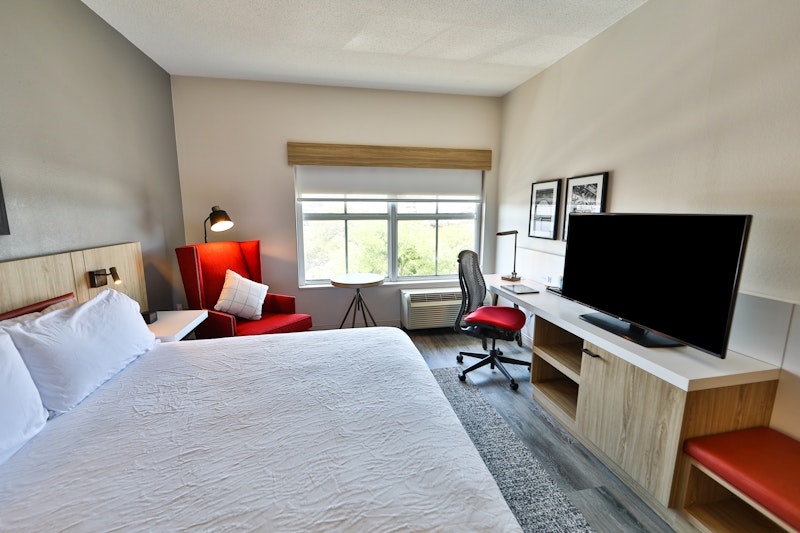 Hilton Garden Inn Savannah Historic District 4/54