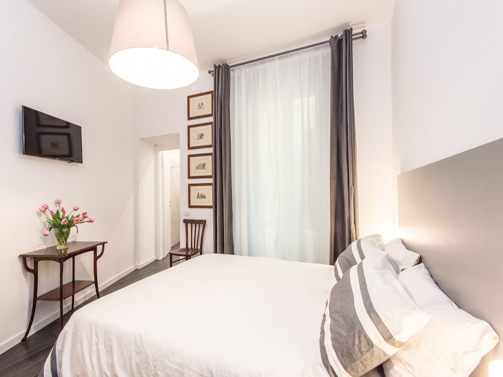Vatican Luxury Suites 26/65