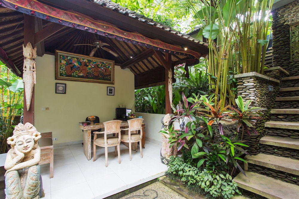 Puri Payogan Villa 4/50