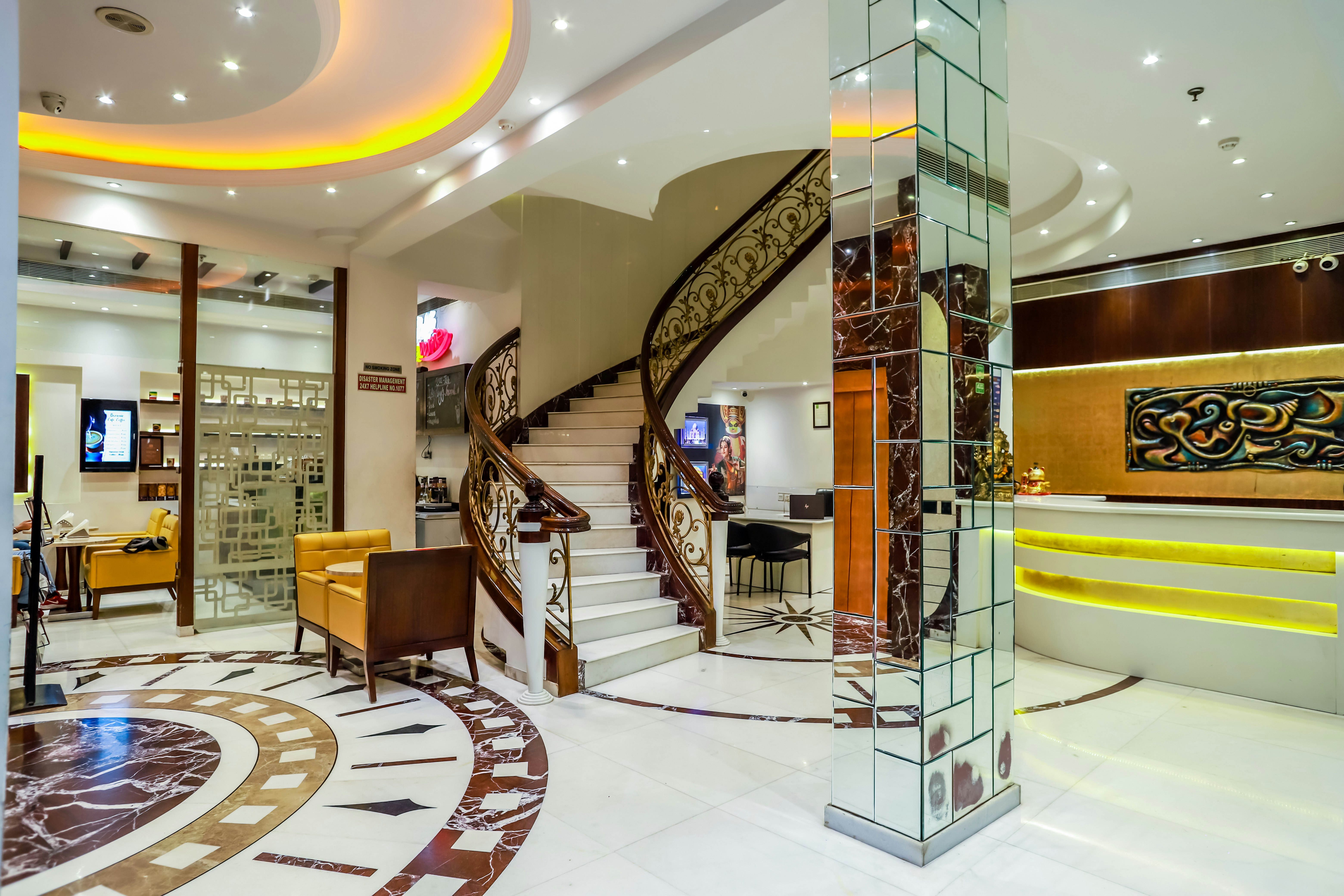 Grand Godwin Hotel 6/40