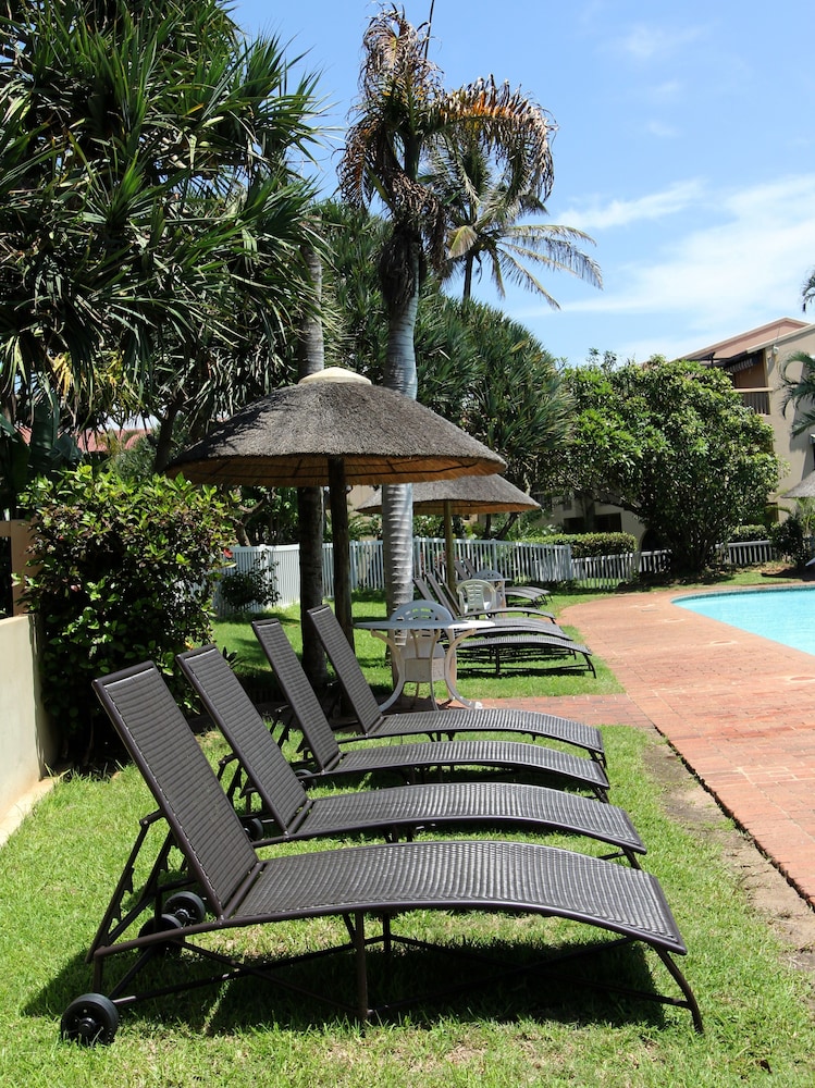 La Lucia Sands 30/42